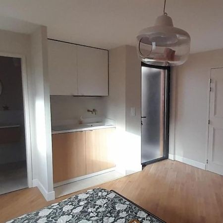 Joli Studio Avec Stationnement Gratuit Dans La Rue Apartman Le Mans Kültér fotó